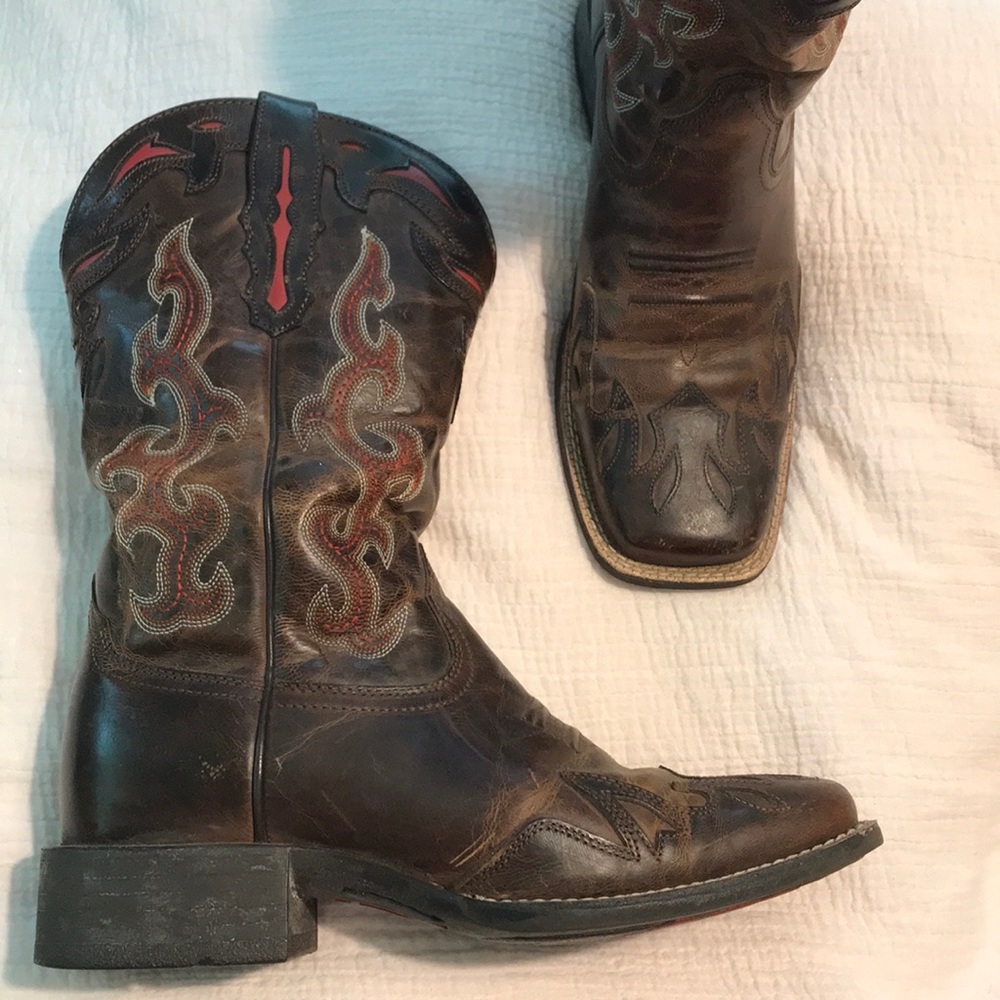 Women’s Ariat cowboy boot
